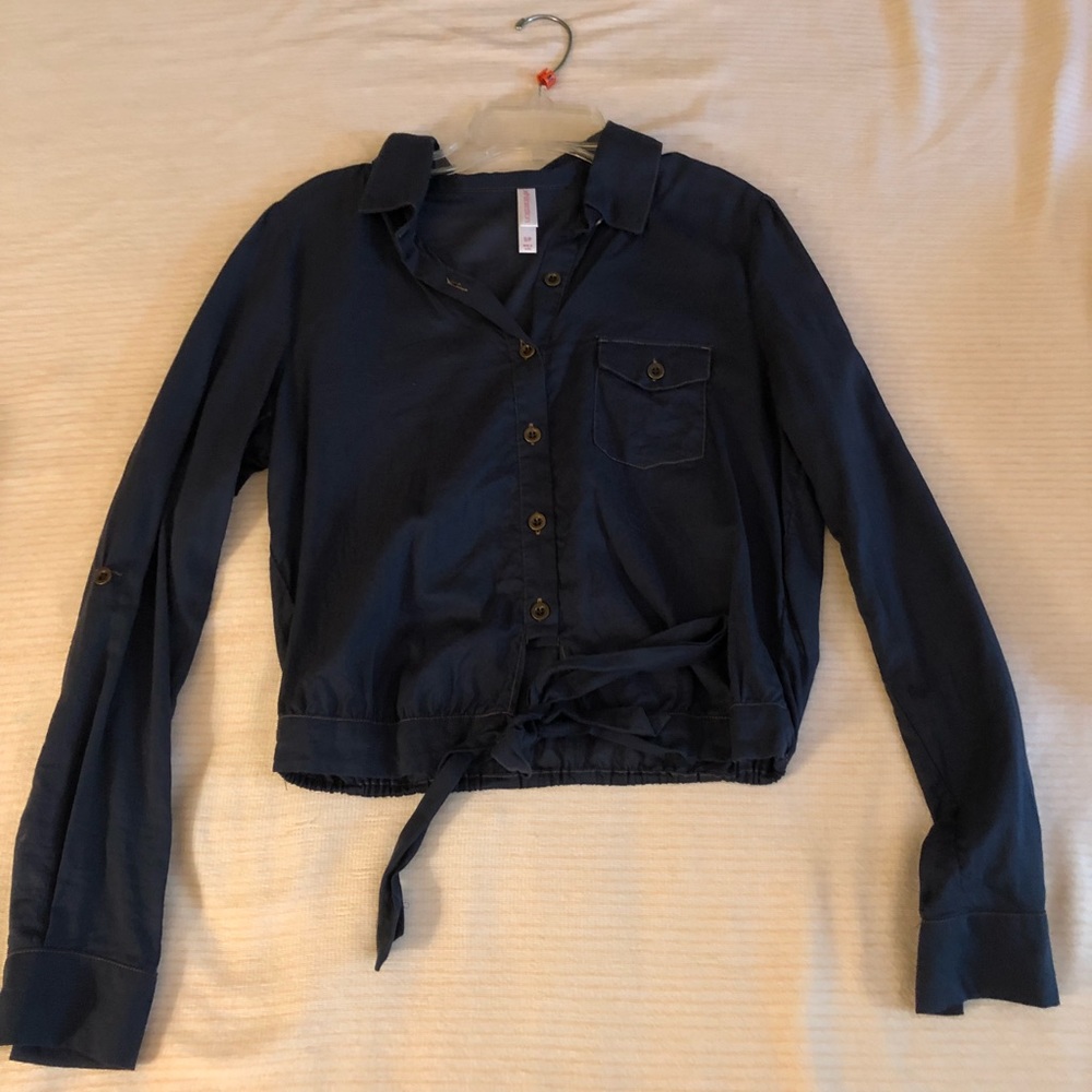 Cropped blouse